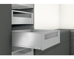 Eurofer_Blum_Lebgrabox_pure_Innenauszug_C_mit_Reling.jpg